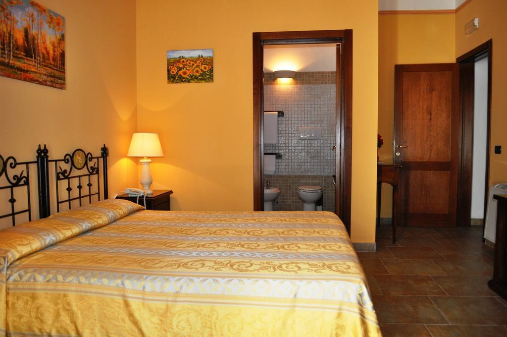 Griko Country Hotel Лече Стая снимка